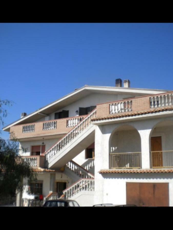 L' Alba Di Alice Apartment Silvi Marina Bagian luar foto